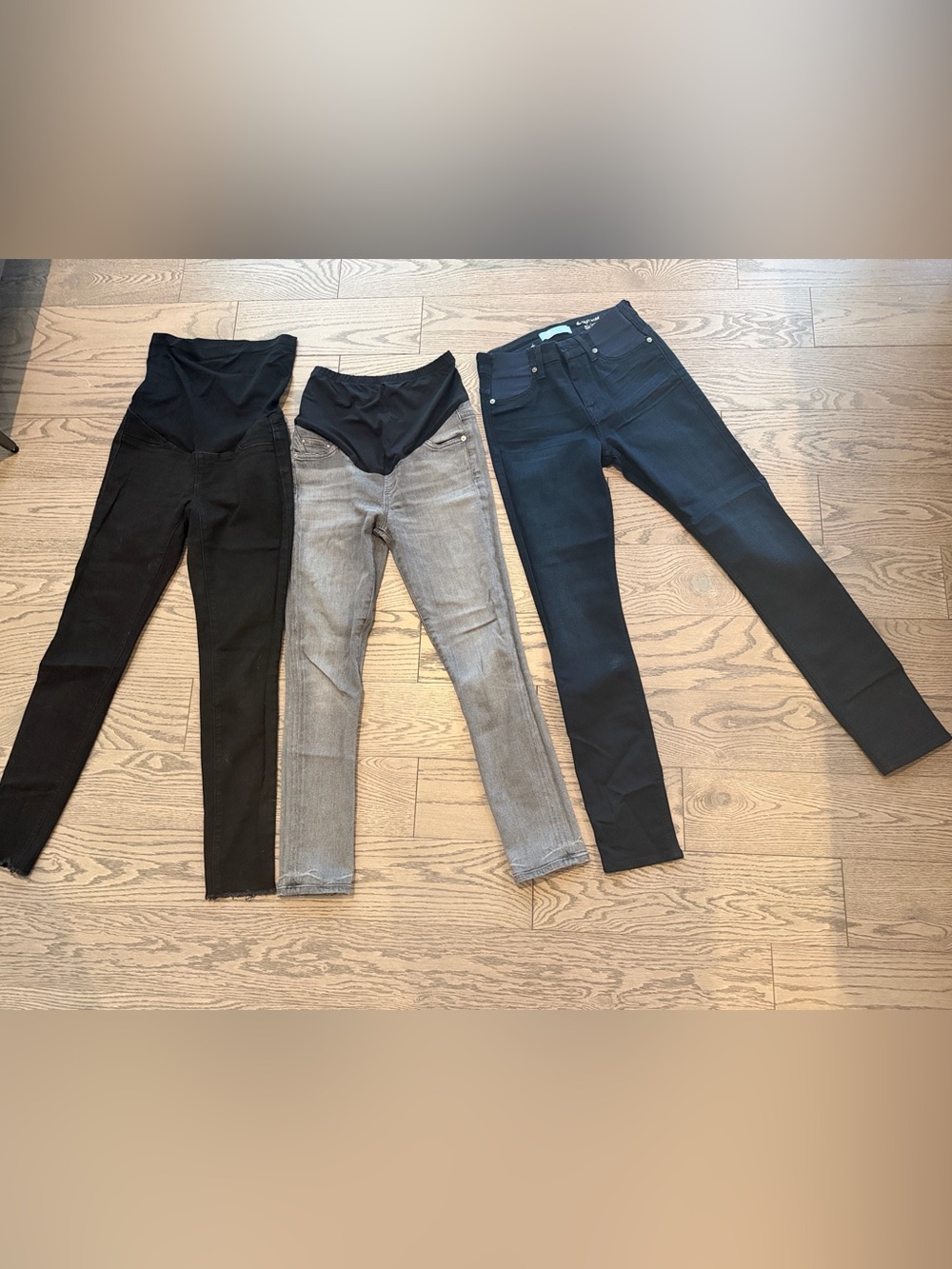 💖 THREE PAIRS OF MATERNITY SKINNY JEANS 💖